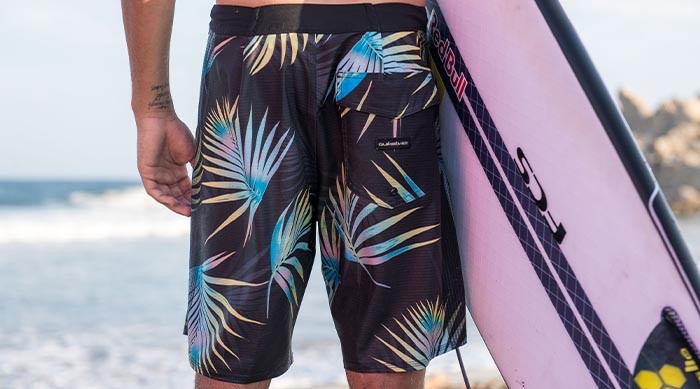 how to wear boardshorts